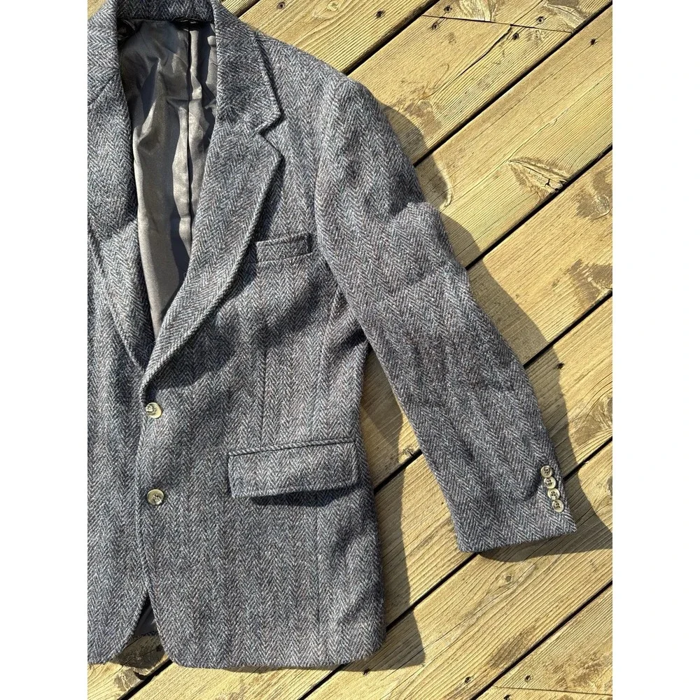 Vintage Harris Tweed Herringbone Blazer 44R USA Made Wool Sport Coat